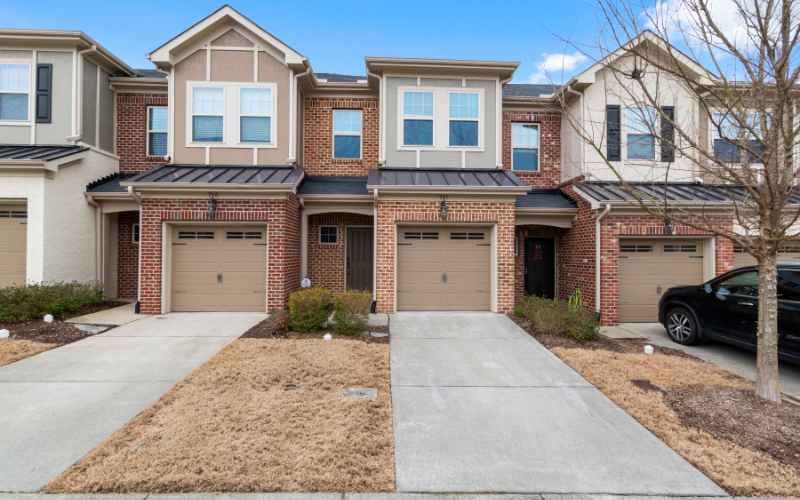 Thiết kế nội thất biệt thự liền kề là một lĩnh vực yêu cầu sự sáng tạo và tỉ mỉ